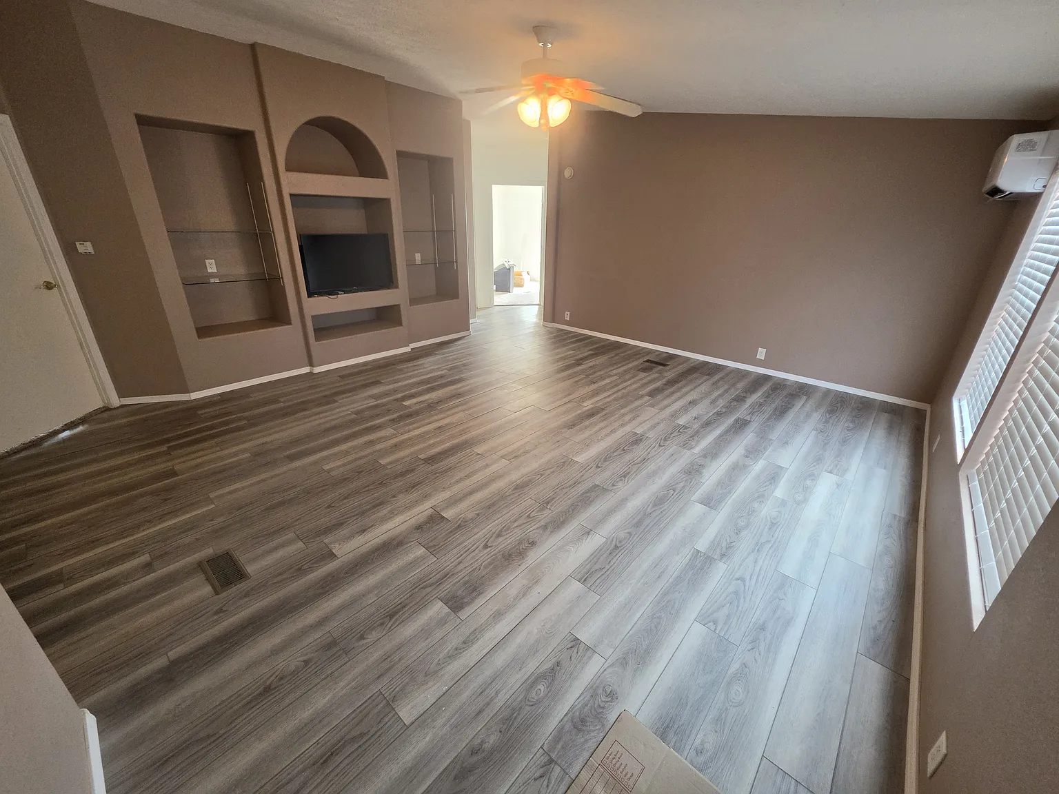 3 bed, 1600 sqft, $1,850 — Photo 4