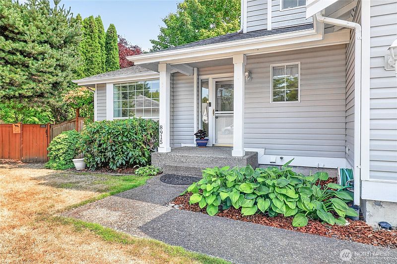 3rd image of 8915 62nd Avenue Ct E