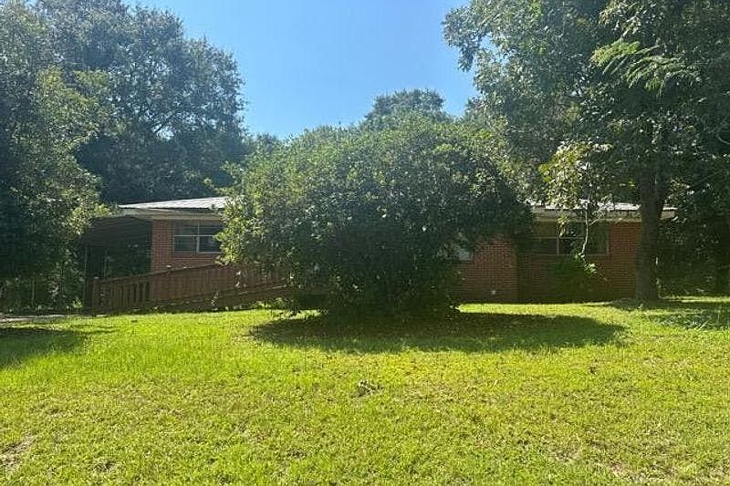 1st image of 106 Booth Blvd