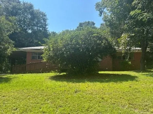 106 Booth Blvd, Opp, AL 36467
