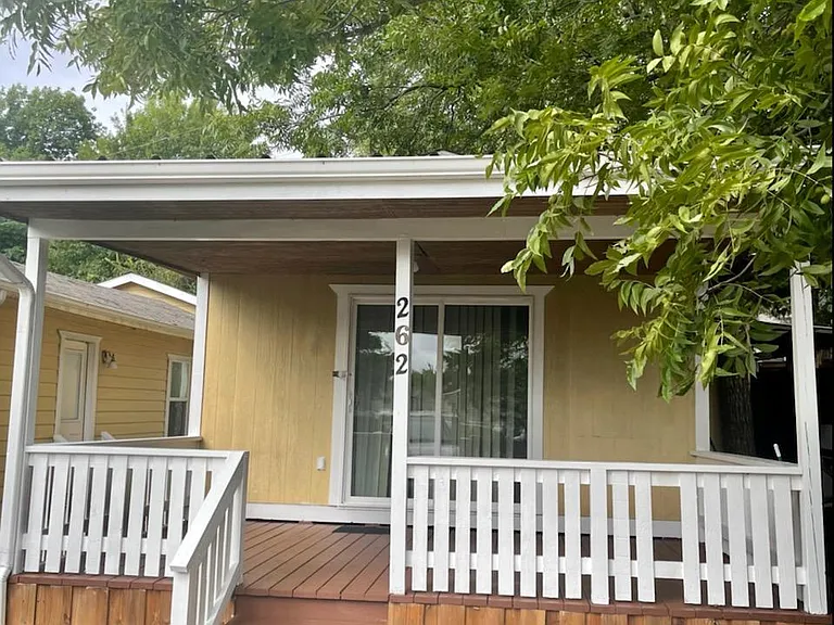 262 Hillside Dr — Photo 7
