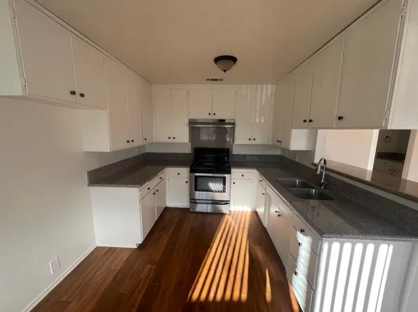 4466 University Ave APT 14, Riverside, CA 92501