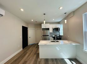 124 Neptune Ave, Jersey City, NJ