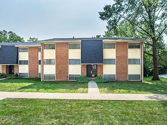 5th image of 1927 Queenswood Dr APT F103