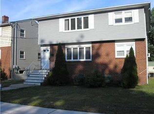 68 Locust St, Carteret, NJ 07008