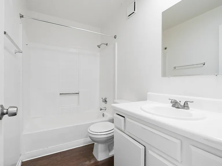 2315 Earl Avenue — Photo 28