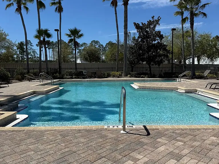 455 La Travesia Flora St #202 — Photo 2