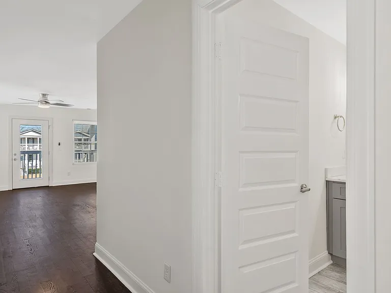 5809B Morrow Rd — Photo 17