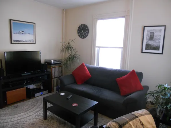 12 Stearns St #A 1, Waltham, MA 02453
