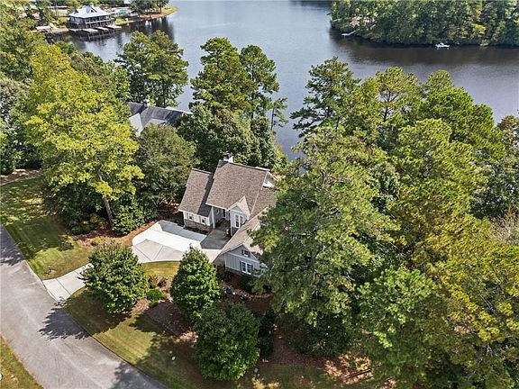 4th image of 35 Paddleboat Ln