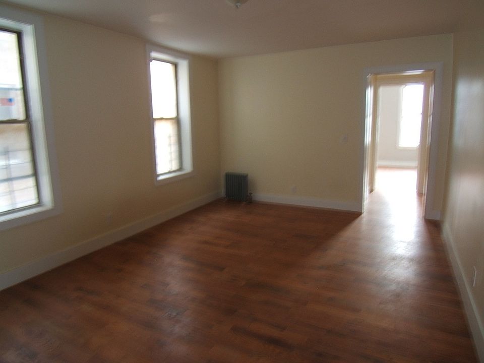 2nd image of 666 Hancock St APT 04D