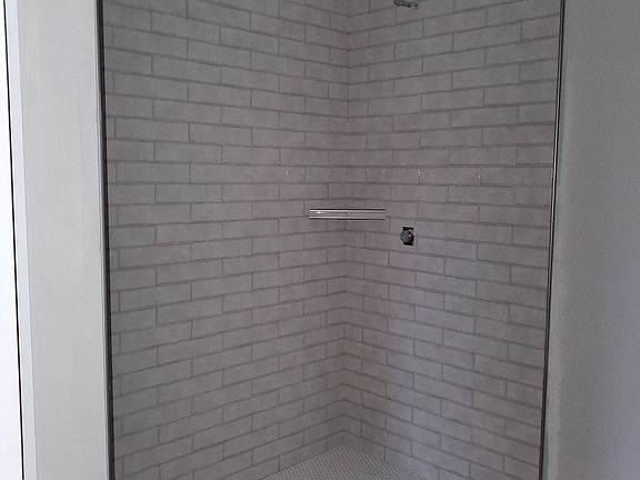 4th image of 800 Jersey Dr Lot 28