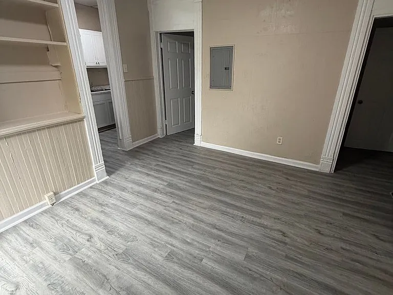 519 S Liberty St #6 — Photo 4