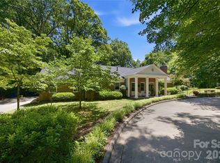 455 Heathcote Dr, Statesville, NC 28677