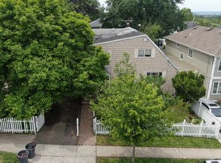 186 Roosevelt Ave, Staten Island, NY 10314