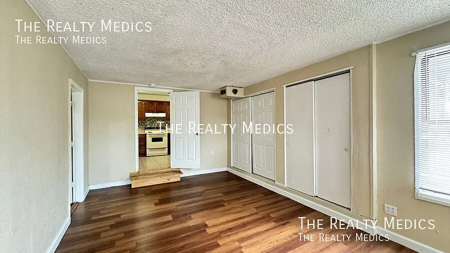 Available Now! 2br/1ba Beautiful House In Orlando! — Photo 4
