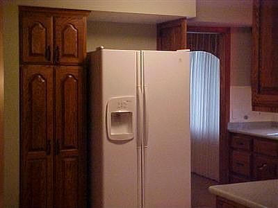 5th image of 5011 E 71st St