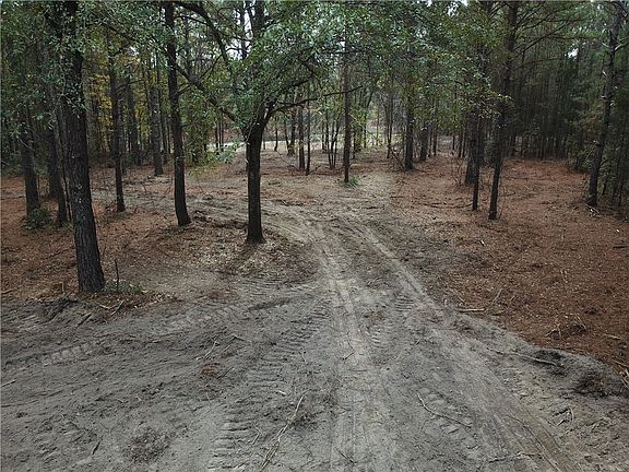 5th image of 121 Lee Road 121
