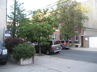 828 S 3rd St #D, Philadelphia, PA 19147