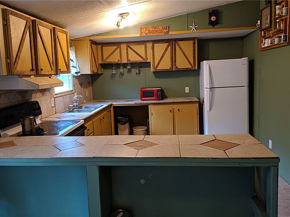 5th image of 10075 Woodlyn Dr