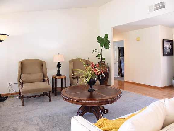 2nd image of 2244 Eucalyptus Ave
