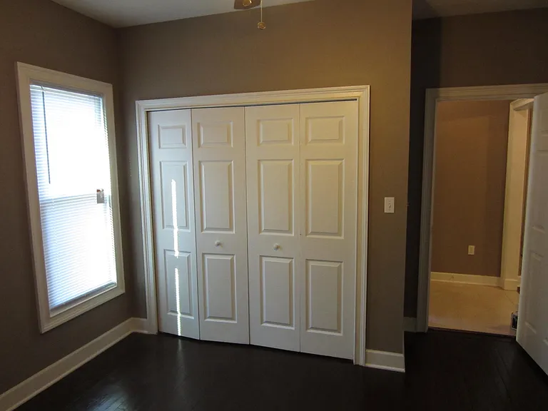 2009 Clover Ave #1 — Photo 3