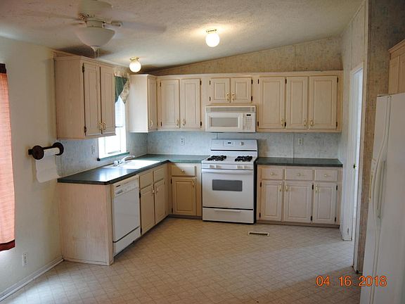 3rd image of 7408 N Walter Dr