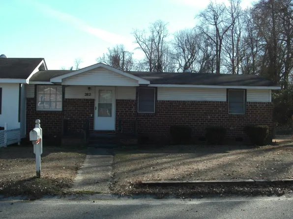 282 Ingram St, Fayetteville, NC 28301