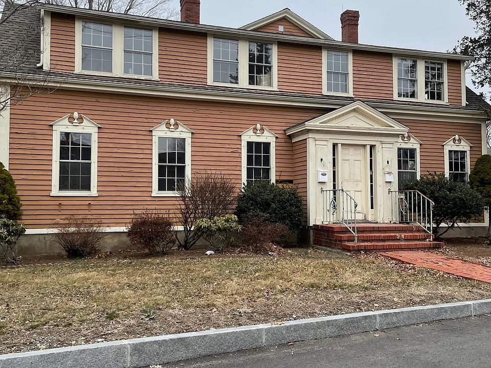 Front of House. House has recently been painted.