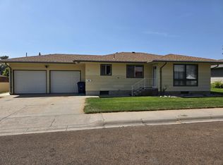 512 W J St, Ogallala, NE 69153