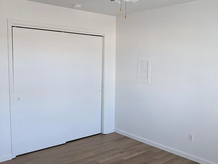 3324 Wesley Dr — Photo 37