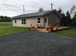 35 Harbour Rd, East Parish, PE C0A 2B0