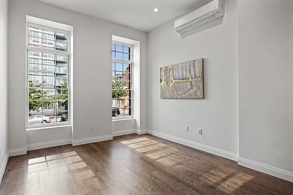 Sold by Keller Williams NYC | media 15