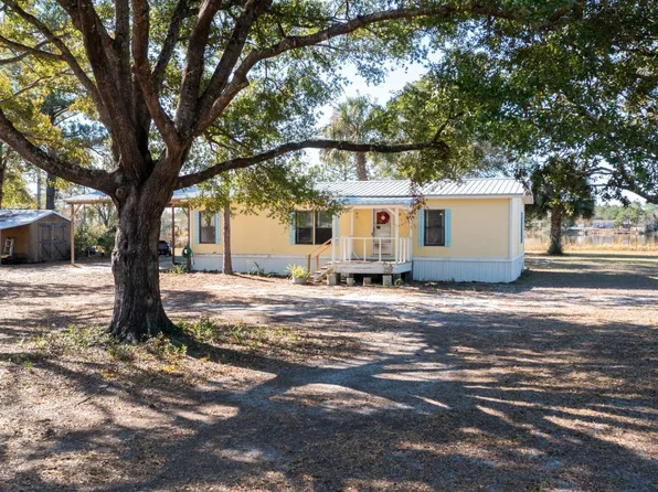 1654 Lots Lake Dr #42, Folkston, GA 31537