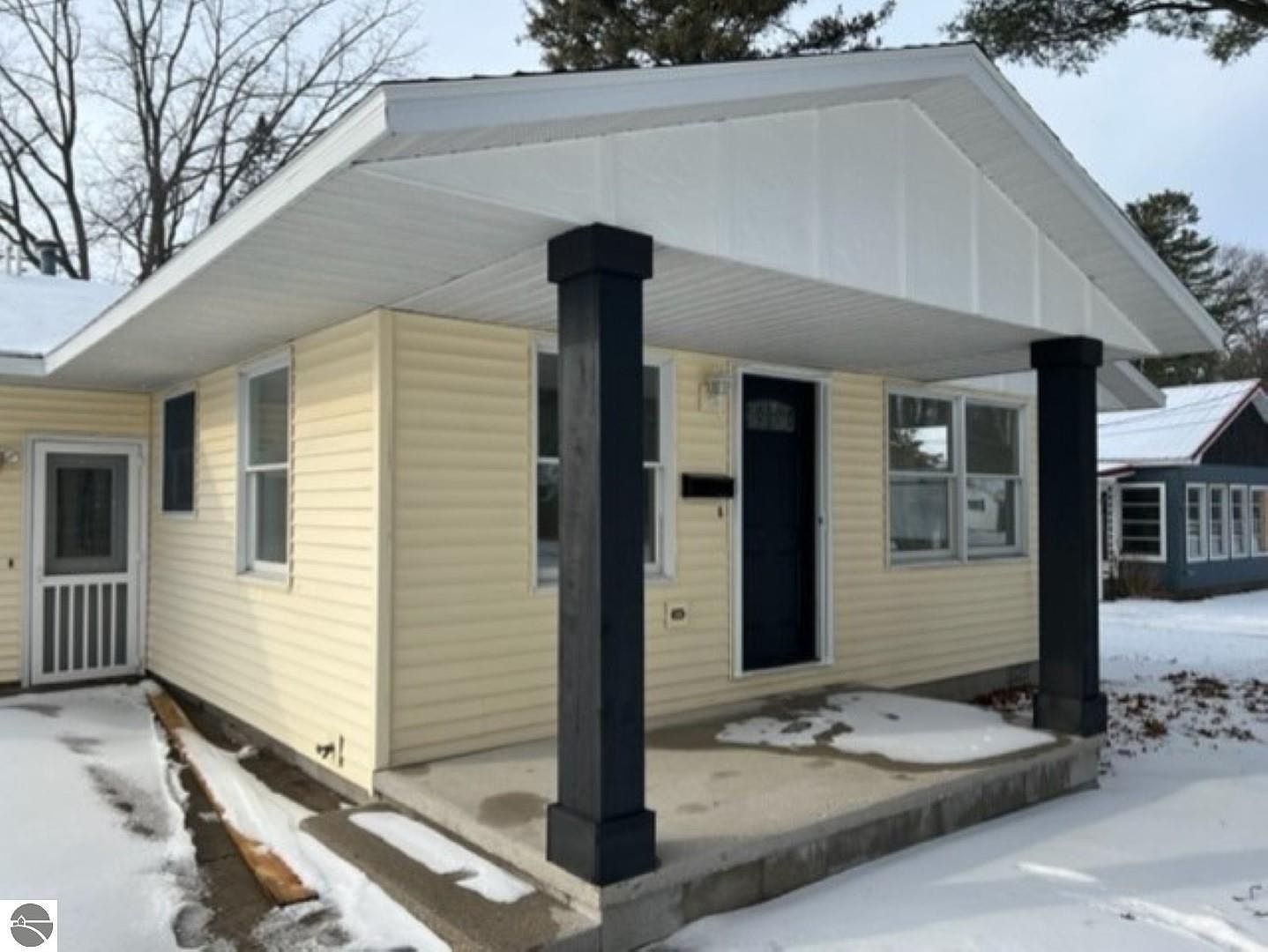 607 Tawas St, East Tawas, MI 48730 Zillow