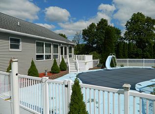 10331 Raccoon Valley Rd, Millerstown, PA 17062