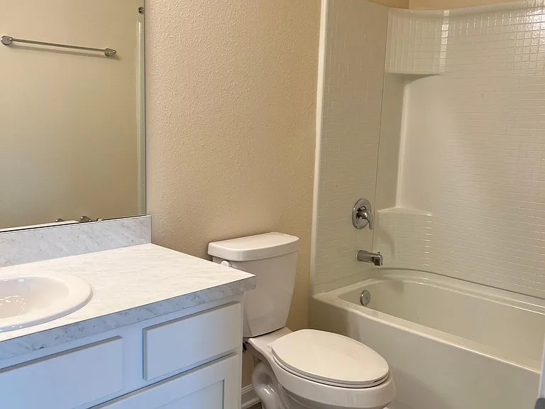 870 Observatory Pkwy — Photo 15