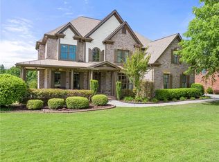 4518 Meadowland Way, Flowery Branch, GA 30542