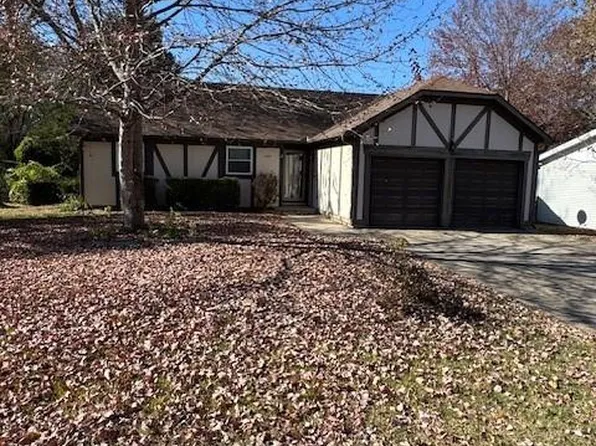 506 Hobson Pl, Pittsburg, KS 66762