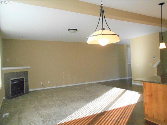 4th image of 4605 NE 93rd St