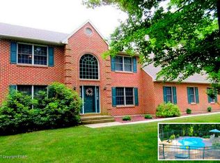 102 Mountain Laurel Ct, Saylorsburg, PA