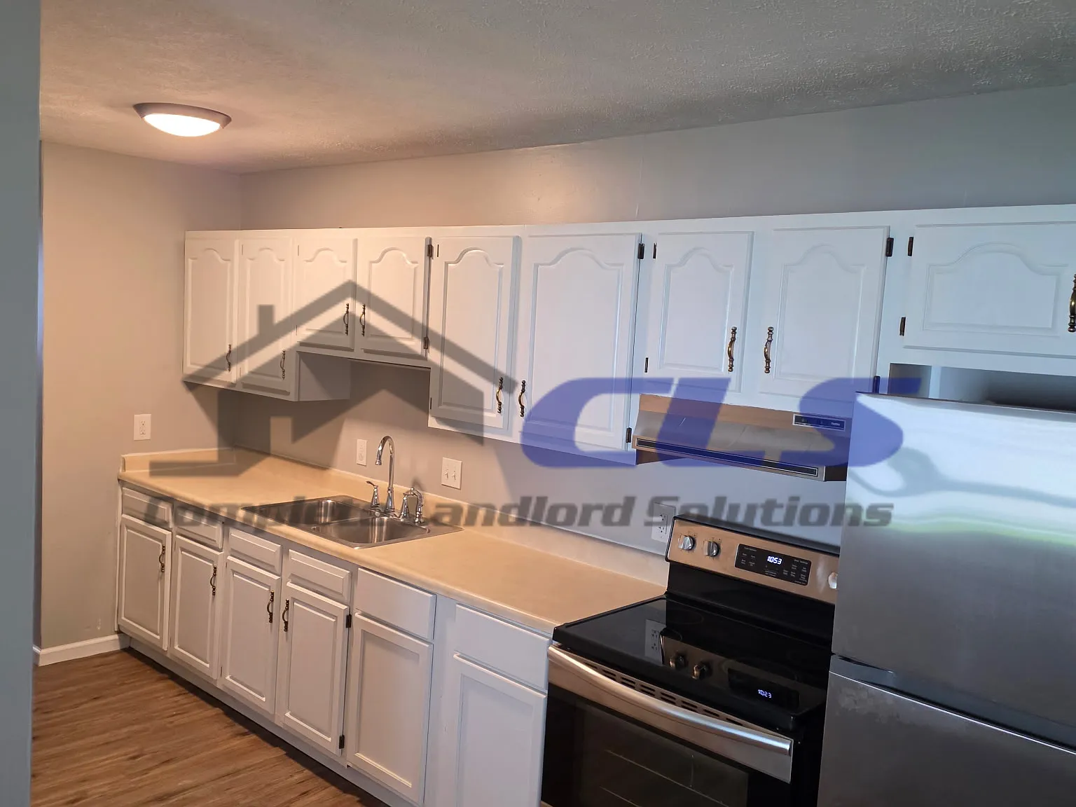 4705 N 26th 1/2 Street - 1 — Photo 4