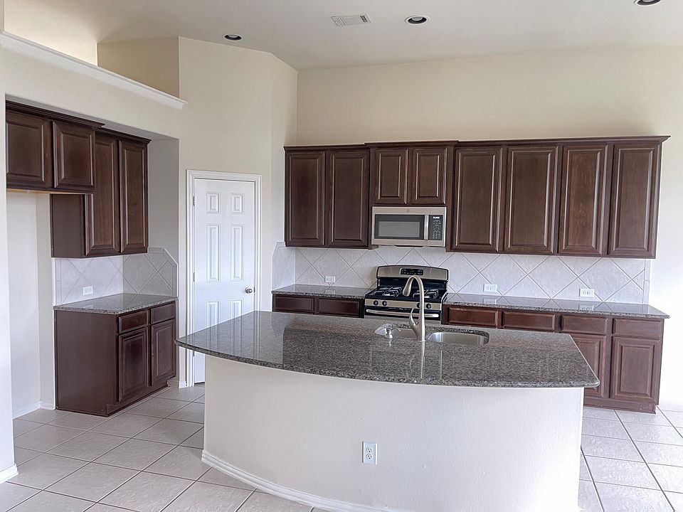 1st image of 28807 Crested Butte Dr