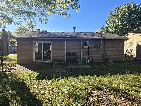3rd image of 3943 Richelieu Rd