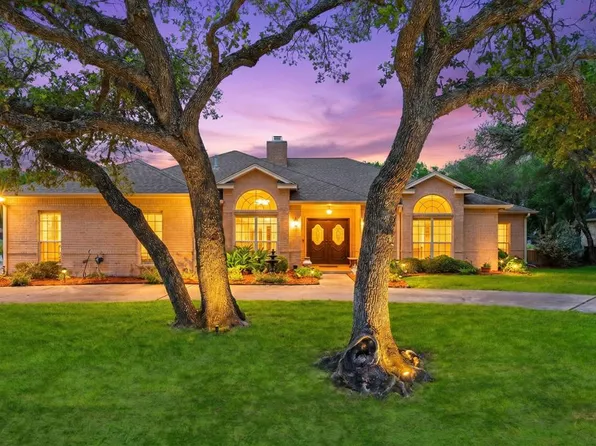 713 Waterwood St, Rockport, TX 78382