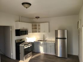 66012 Estrella Ave, Desert Hot Springs, CA