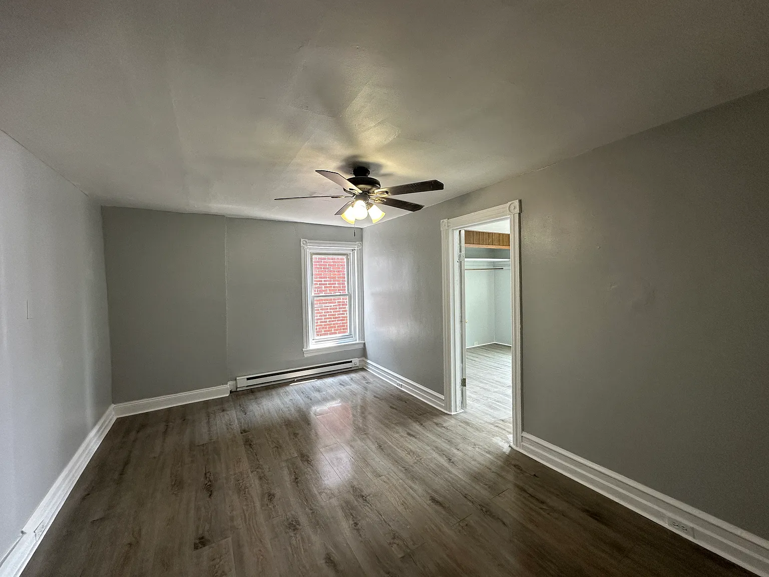2 bed, 950 sqft, $1,450 — Photo 1