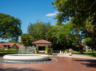 21813 Town Place Dr, Boca Raton, FL 33433