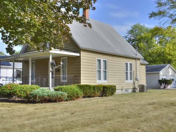 903 E Jefferson St, Macomb, IL 61455