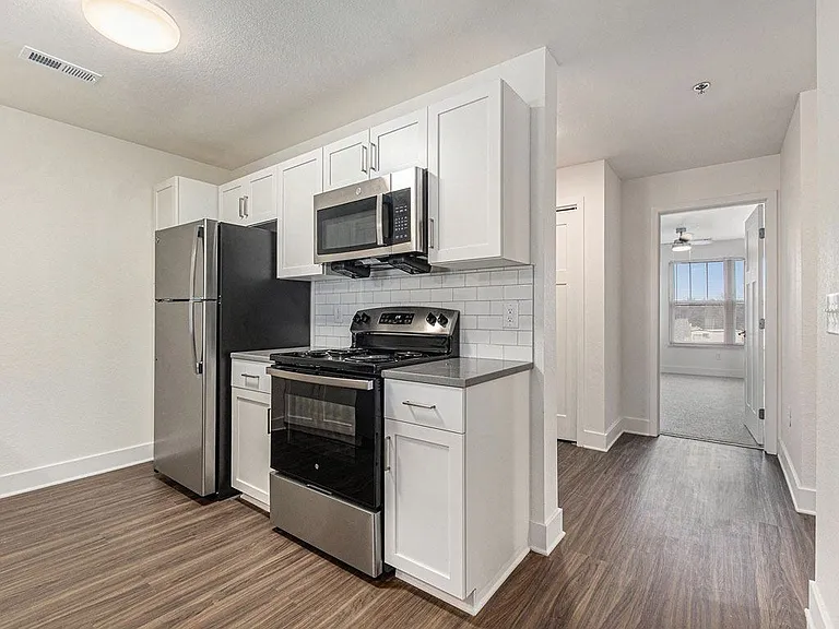 Stoney Pointe Apartment Homes — Photo 99